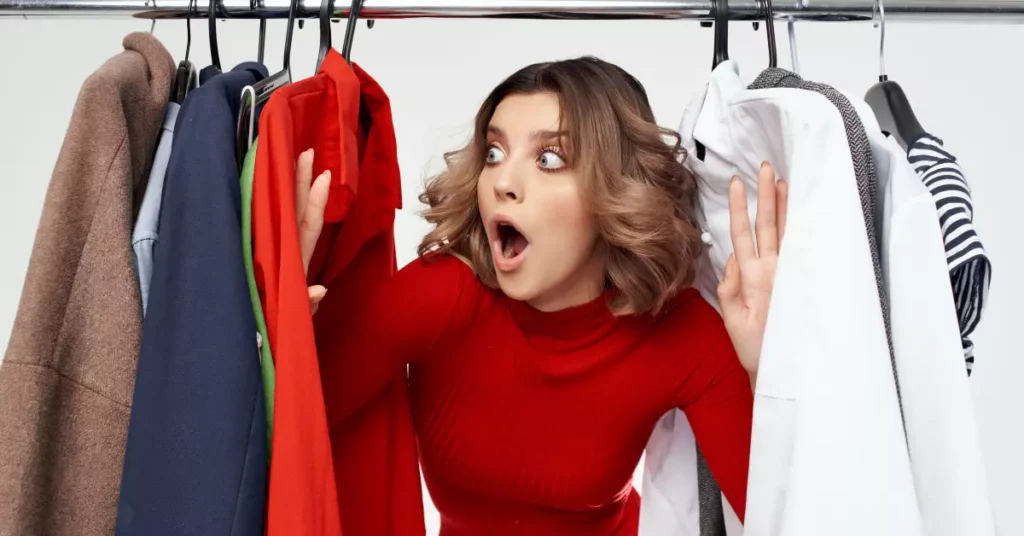 importare dalla cina abbigliamento